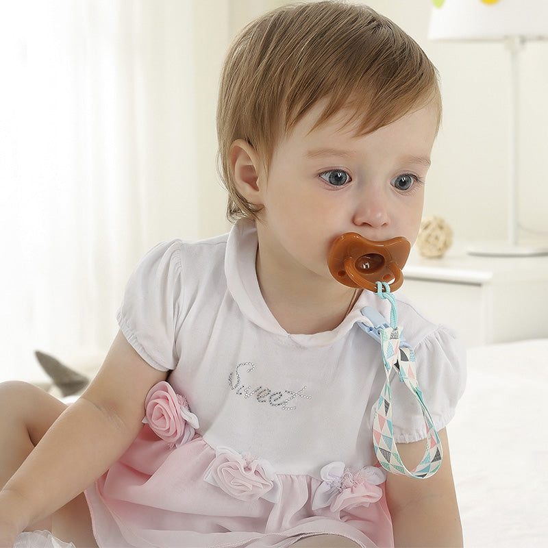 Pacifier chain triangle