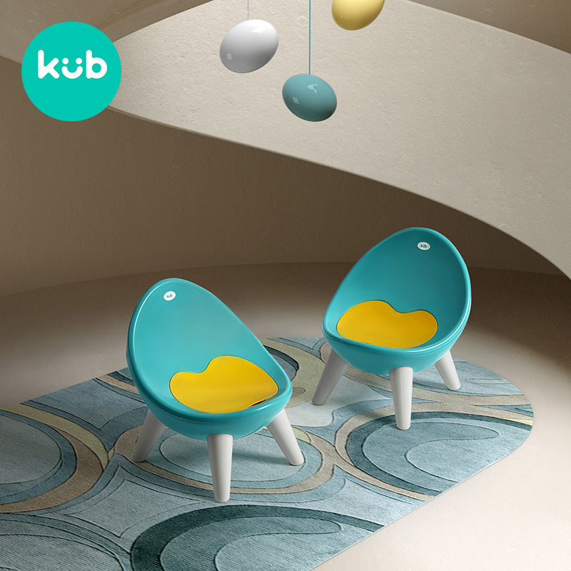 round table +egg chair
