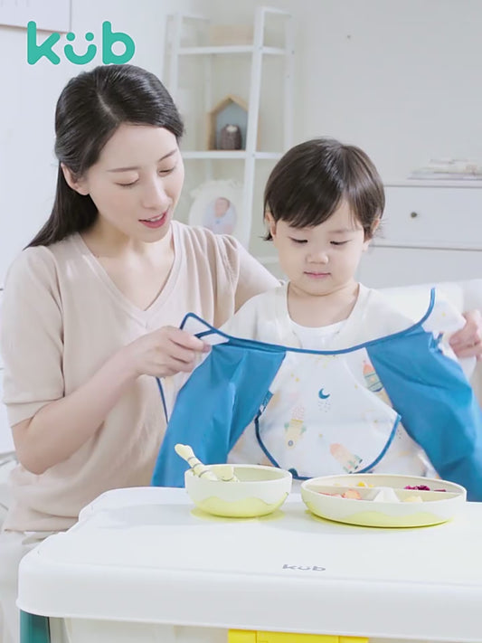 Oversized Bib